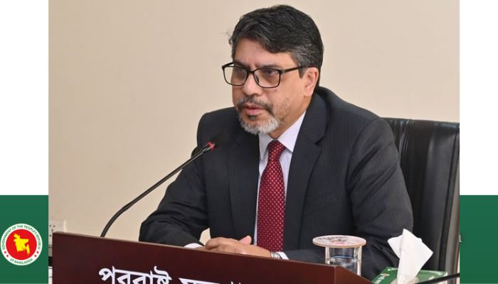 আলোচিত সাবেক পররাষ্ট্র সচিব জসীম উদ্দিন অবশেষে কানাডায় 