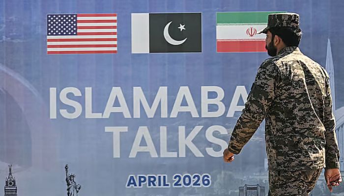 ইরানি আলোচকদের দুই ডজন পাকিস্তানি যুদ্ধবিমান নিরাপত্তা দিয়েছিলো