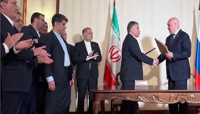 তেলক্ষেত্র উন্নয়নে ৪০০ কোটি ডলারের চুক্তি করবে রাশিয়া ও ইরান