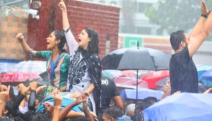 জুলাইয়ে স্লোগানে মুখর নারী মুখগুলো কেন হারিয়ে গেল?