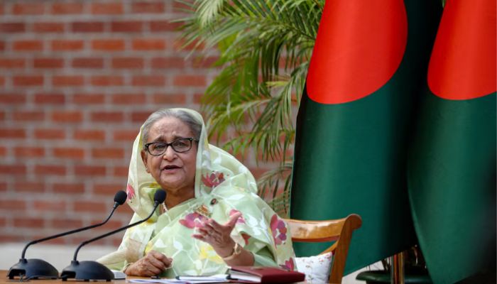 আওয়ামী লীগের ওপর থেকে নিষেধাজ্ঞা তুলে নেওয়া উচিত: শেখ হাসিনা