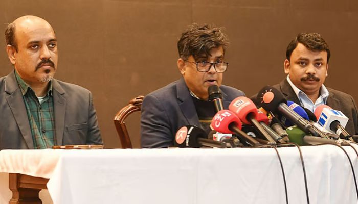 যে কারণে গণভোটে হ্যাঁ ভোটের পক্ষে প্রচারণায় অন্তর্বর্তী সরকার