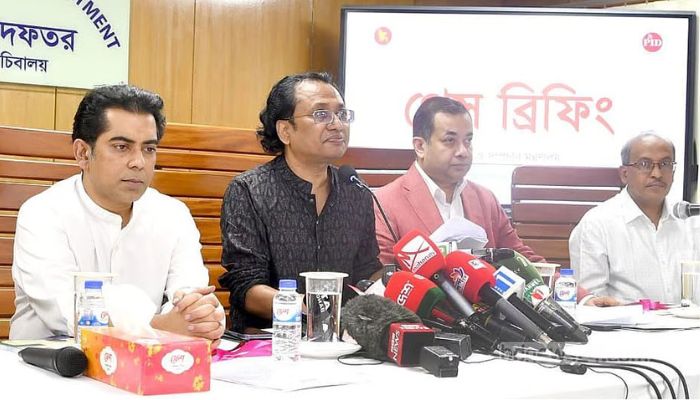 চীনের তৈরি জে-১০ সিই যুদ্ধবিমান কেনার পথে সরকার