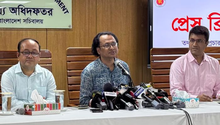 শর্তাবলি মানলে আওয়ামী লীগ নেতা-কর্মী অংশগ্রহণে বাধা নেই: তথ্য উপদেষ্টা