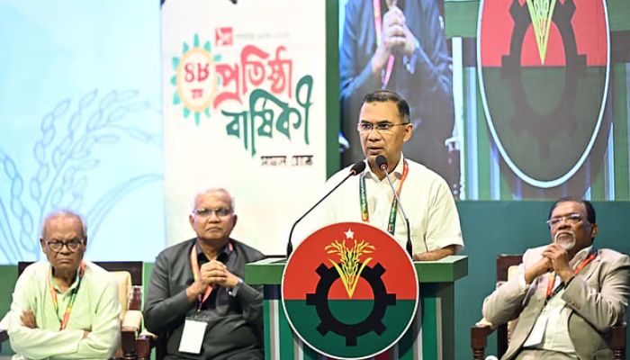 গুপ্তদের আড়ালে স্বৈরাচার অরাজকতা উসকে দিচ্ছে কি না, প্রশ্ন প্রধানমন্ত্রীর