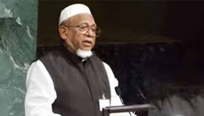 স্থবির টিপাই বাঁধ : স্পিকারের আলোচনায় হঠাৎ কেন সামাদ আজাদ 