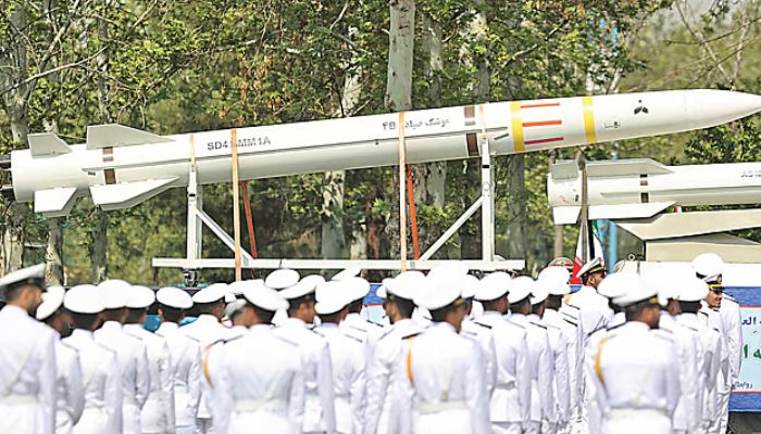 ইরান নতুন ব্যালিস্টিক ক্ষেপণাস্ত্র দিয়ে জবাব দেবে, চমকে যাবে পুরো বিশ্ব 